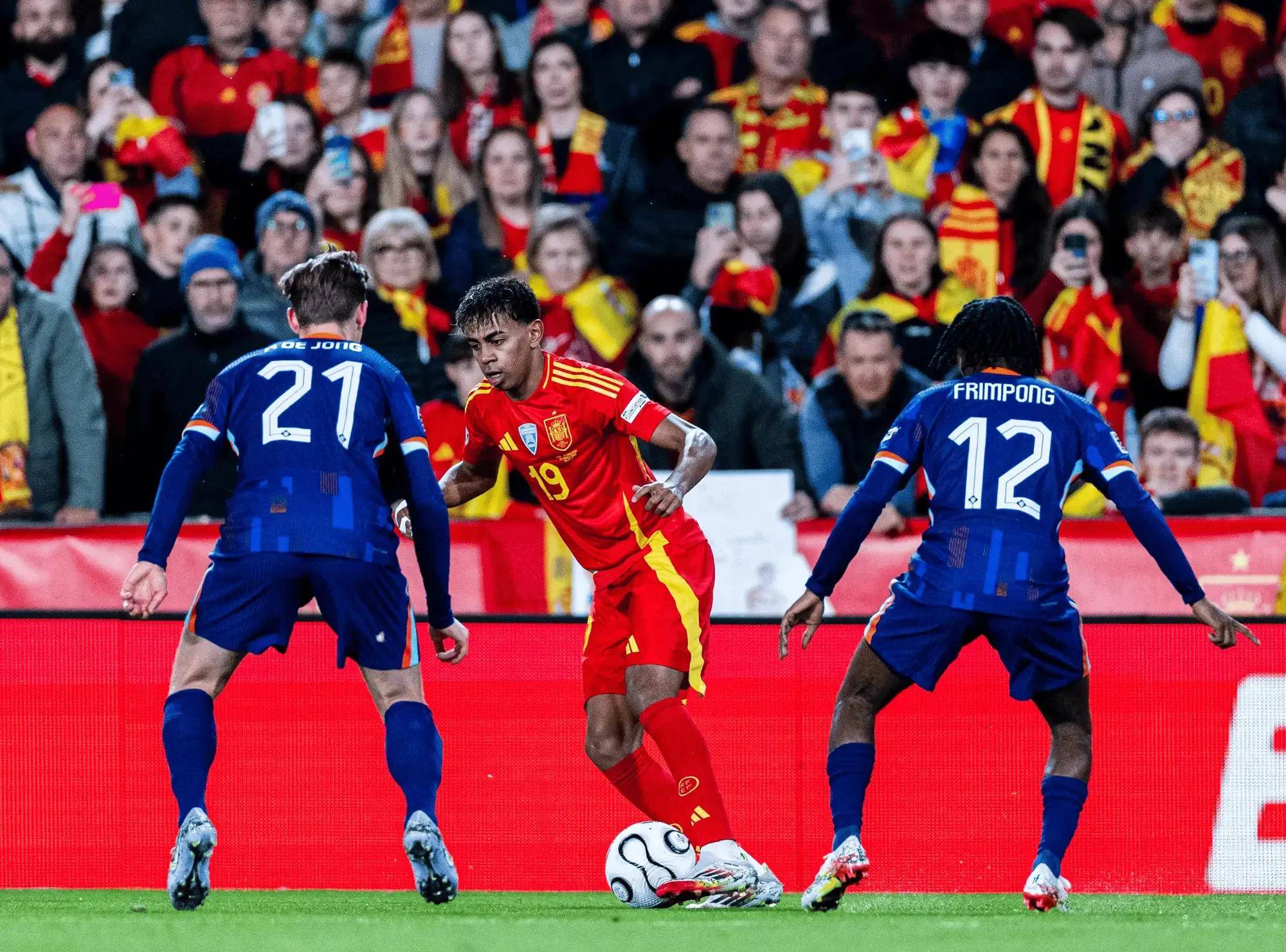 包含法国-胜瑞典,挺进四强赛的词条 包含法国-胜瑞典,挺进四强赛的词条