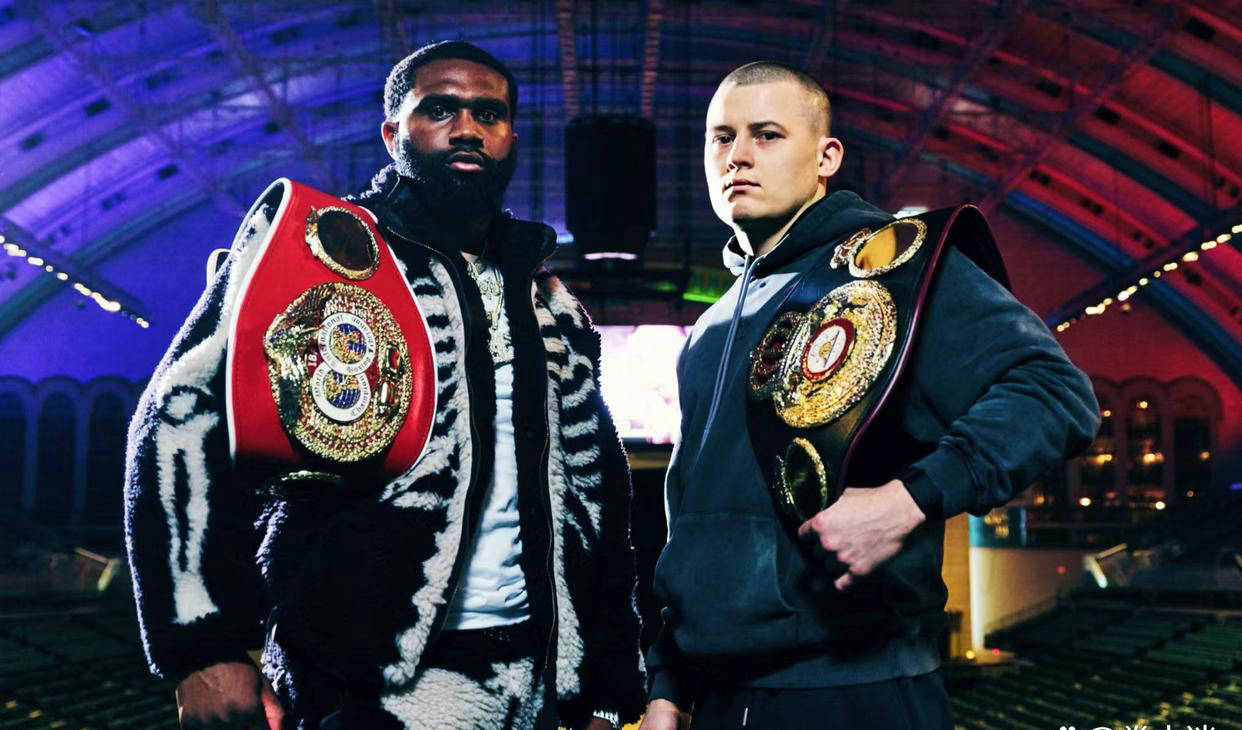 激烈对决!拳击手成功击倒对手夺得金牌 激烈对决!拳击手成功击倒对手夺得金牌