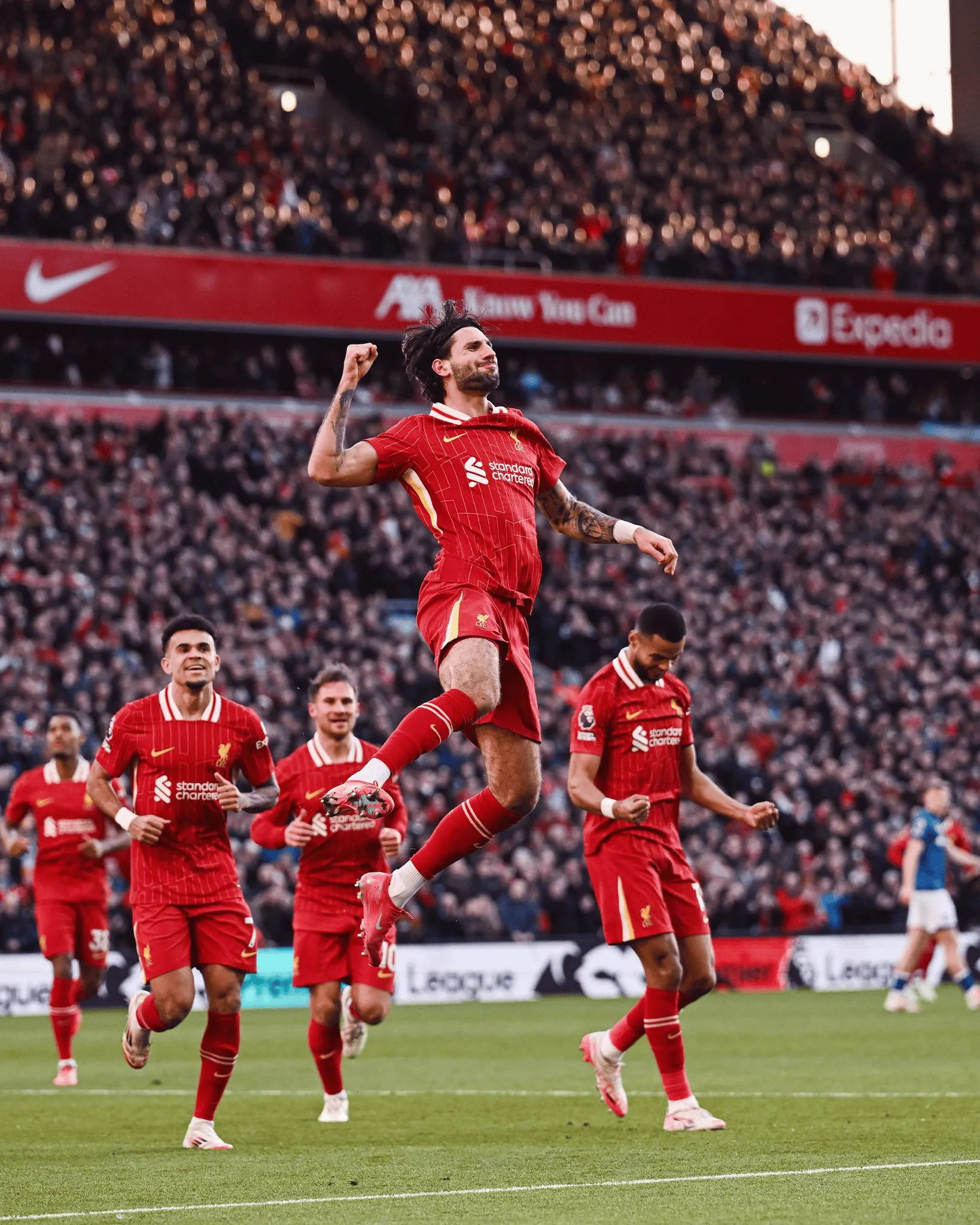 利物浦全队合力,扫荡对手零封胜利 利物浦全队合力,扫荡对手零封胜利