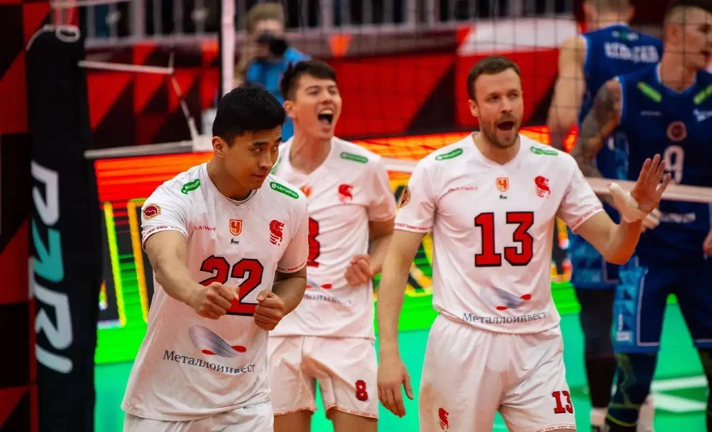 俄罗斯队员们实力击败对手,赢得了比赛 俄罗斯队员们实力击败对手,赢得了比赛