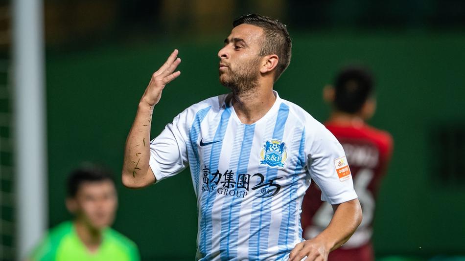 广州富力客场不敌重庆斯威，失去胜机的简单介绍