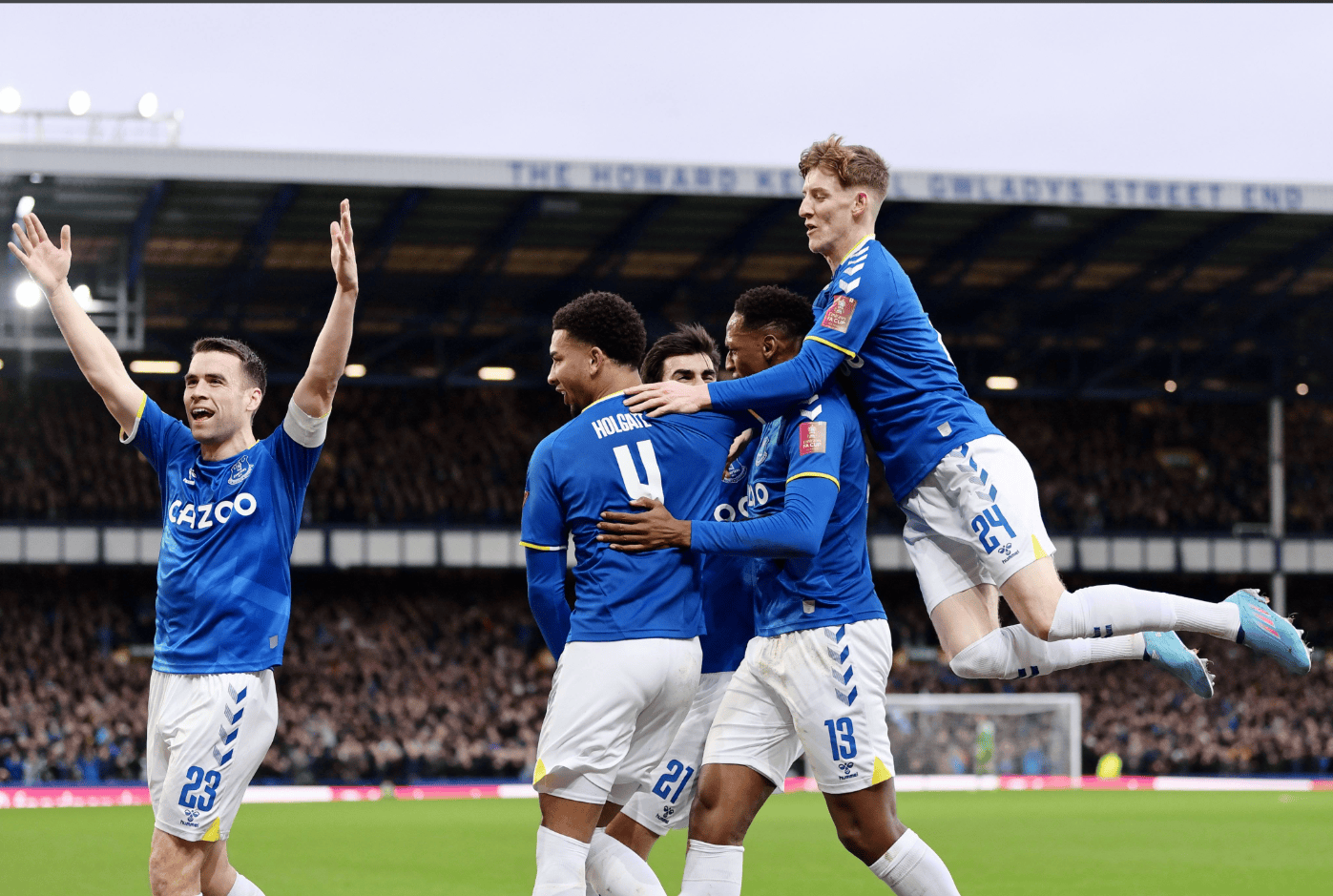 英超迎来宿敌之战,恩怨再续的简单介绍 英超迎来宿敌之战,恩怨再续的简单介绍