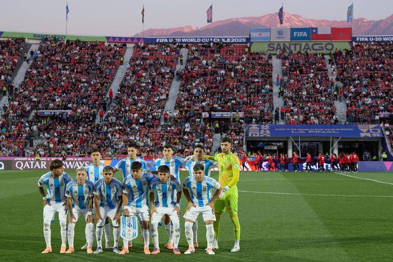 摩洛哥绝杀智利,范戴克高光表现 摩洛哥绝杀智利,范戴克高光表现