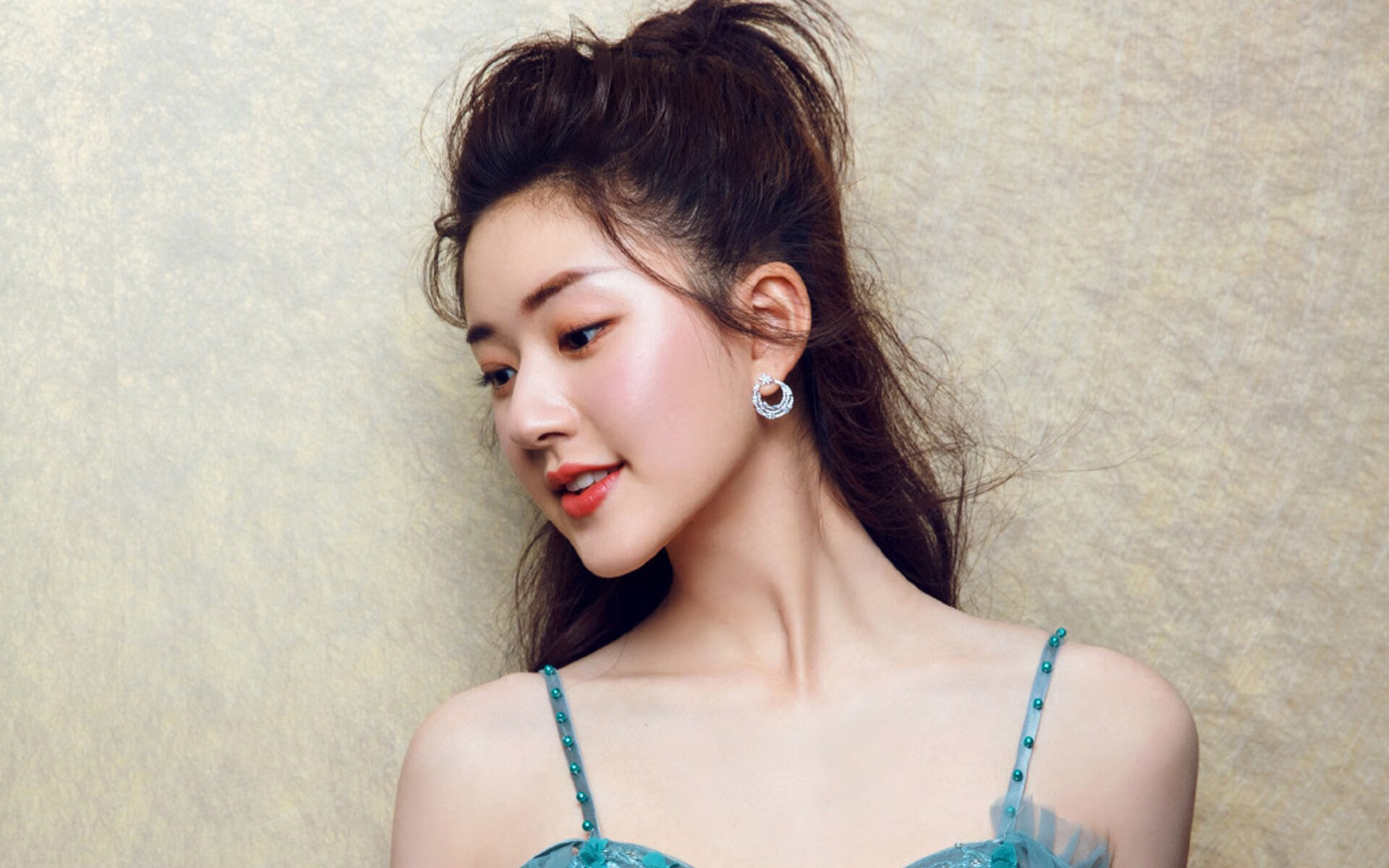 雷火电竞-公式的胜利，鼓点的统治，足球哲学的岔路相逢