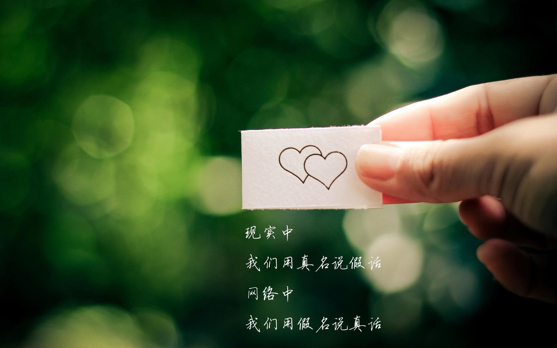 这是一篇为您定制的、具有唯一性的文章。我将从文化符号和地缘冲突的角度切入，让这场发生在未来的比赛超越体育本身，成为一场文明对话的寓言